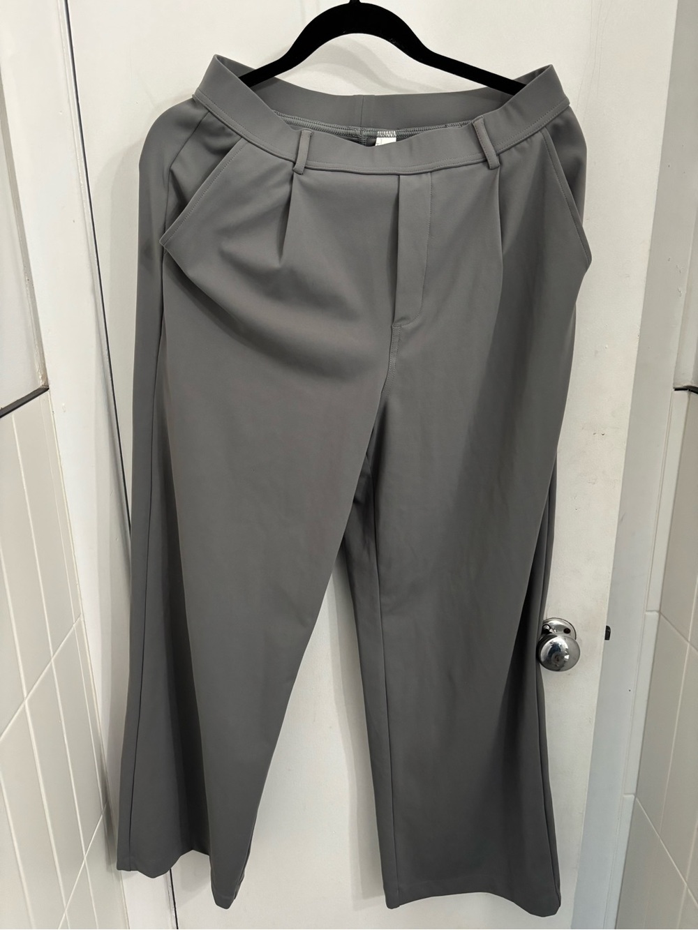 HALARA Gray Pleated Wide-Leg Dress Trousers